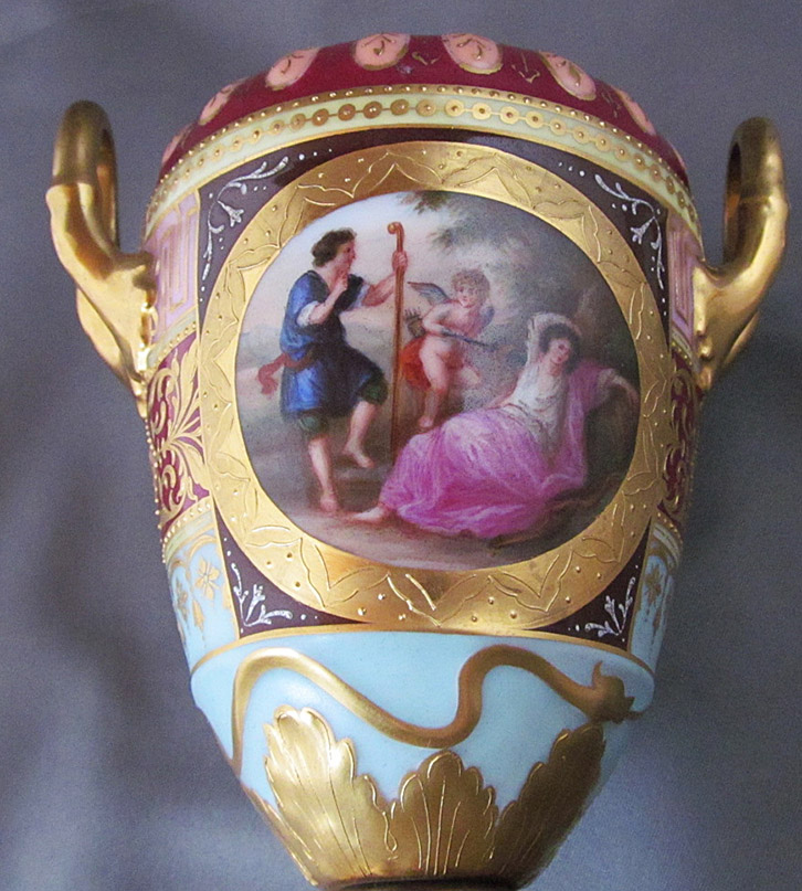 Vase mit gefälschtem Bindenschild