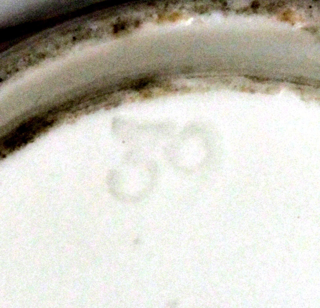Porzellantasse-Weißdrehernummer 30